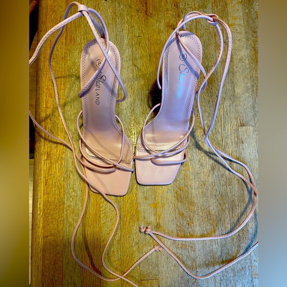 High heeled pink shoes